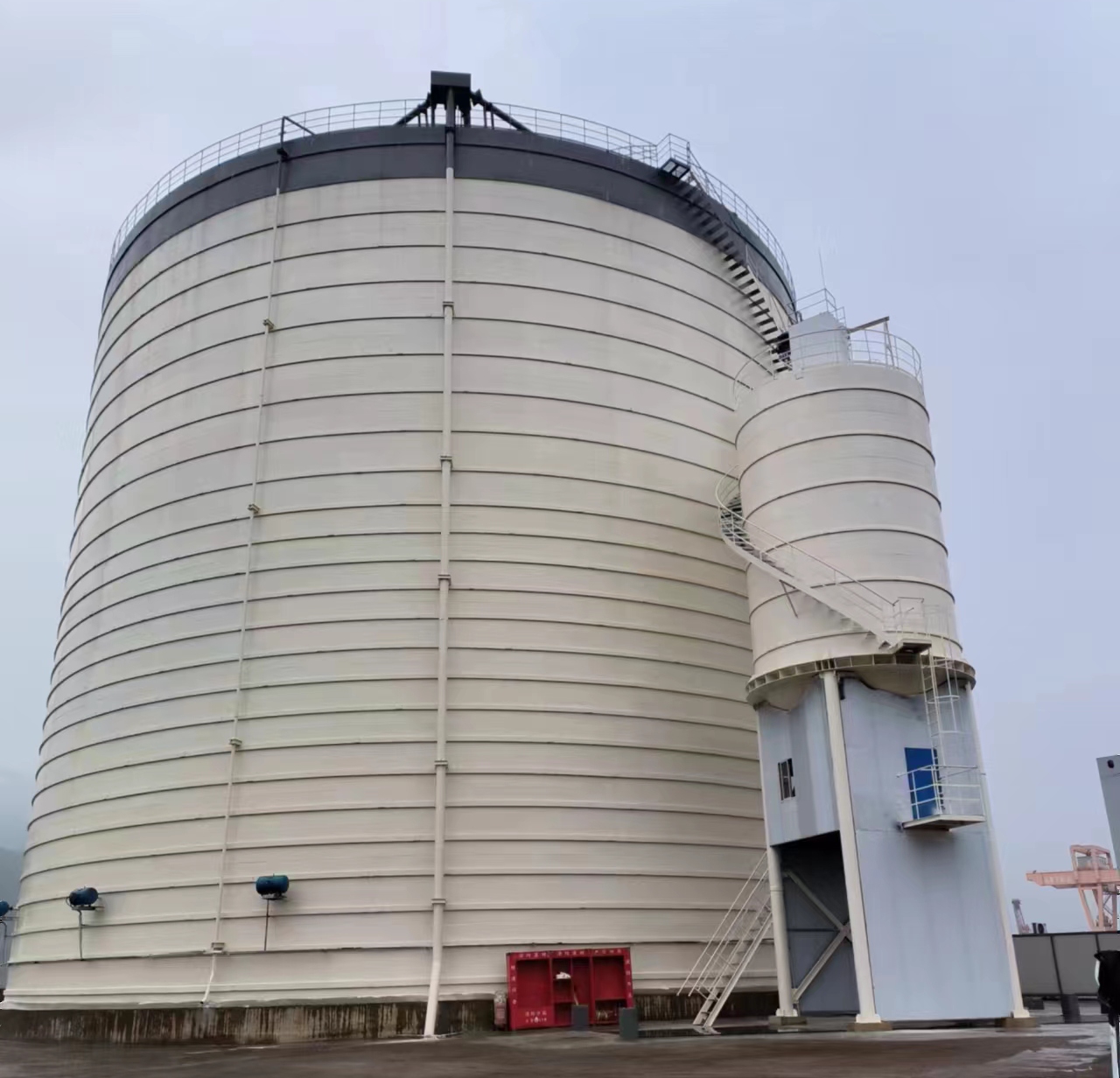 开阳10万吨水泥钢板库